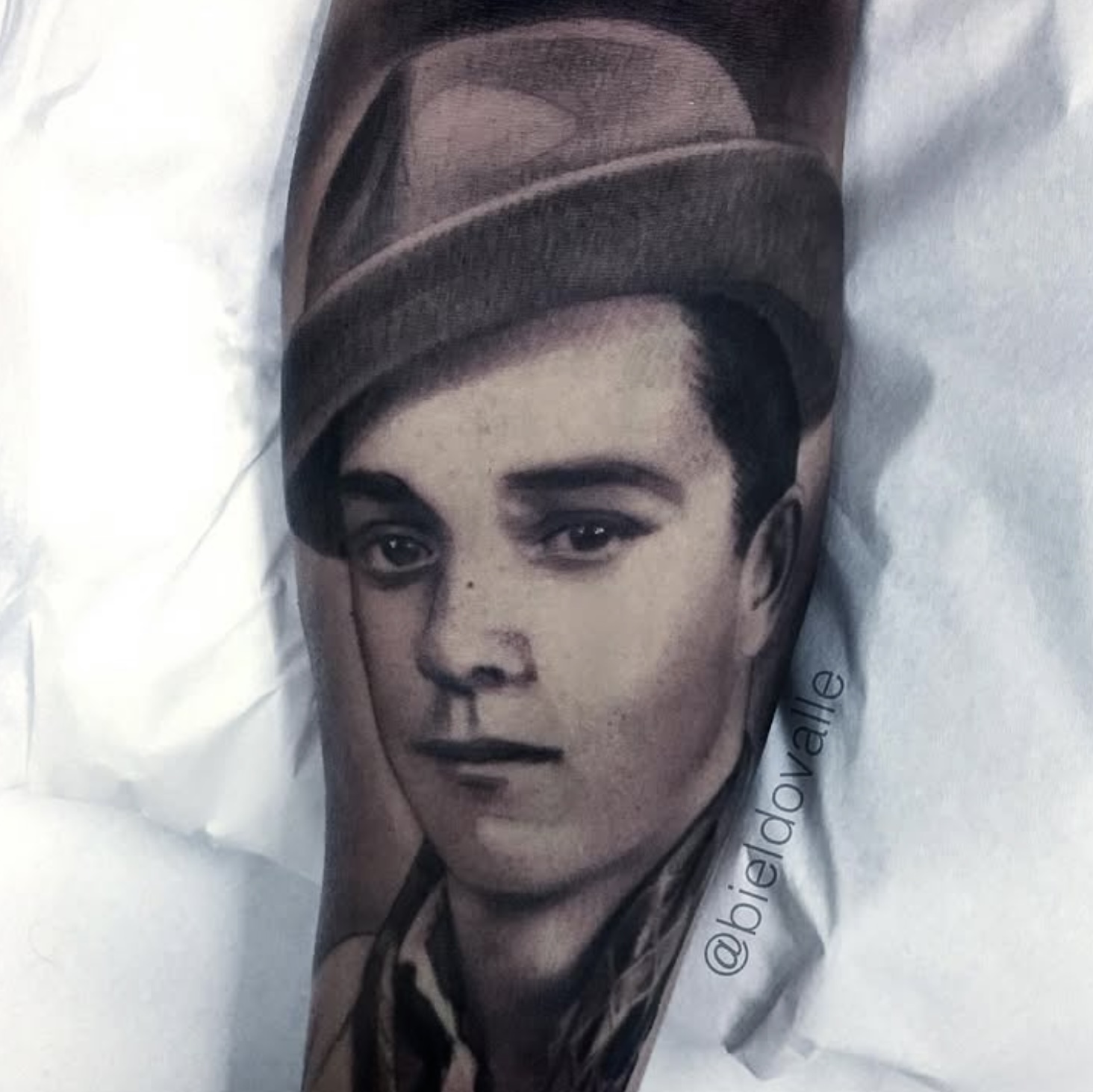 Realism Biel Tattoo