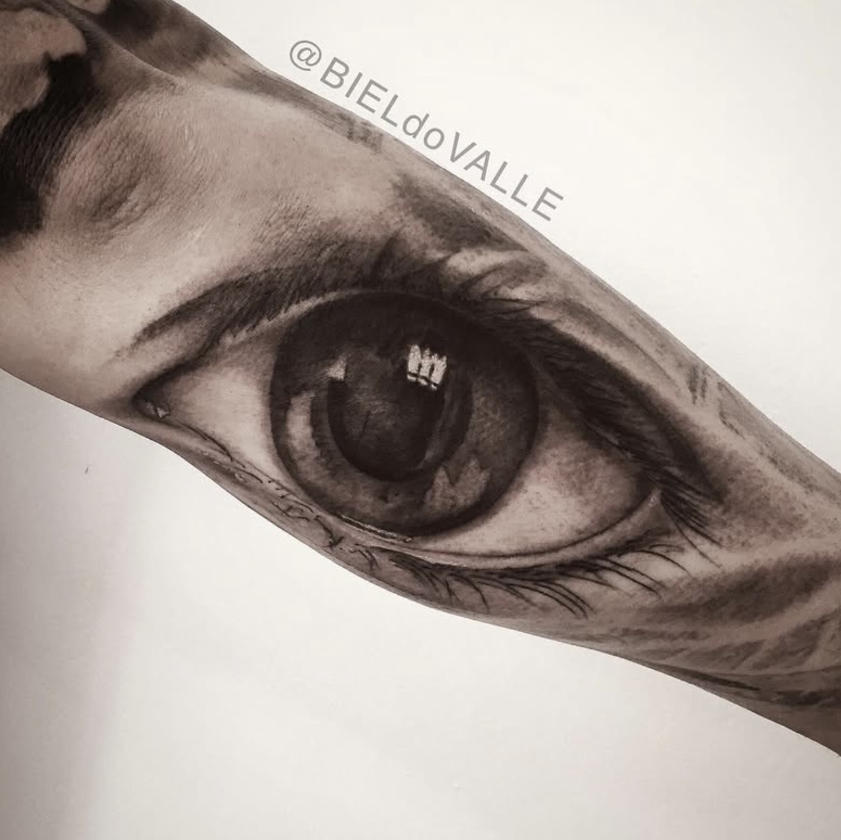 Realism Biel Tattoo