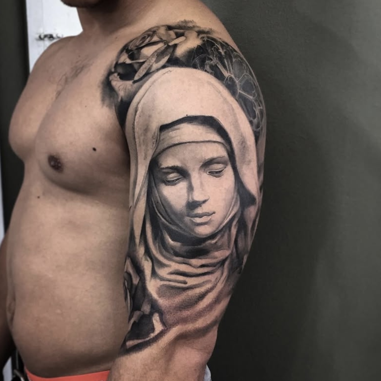 Realism Biel Tattoo