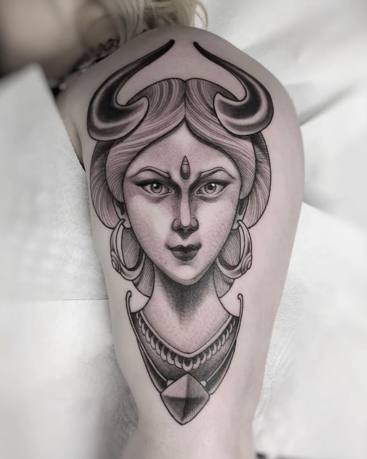 Conseptual Biel Tattoo